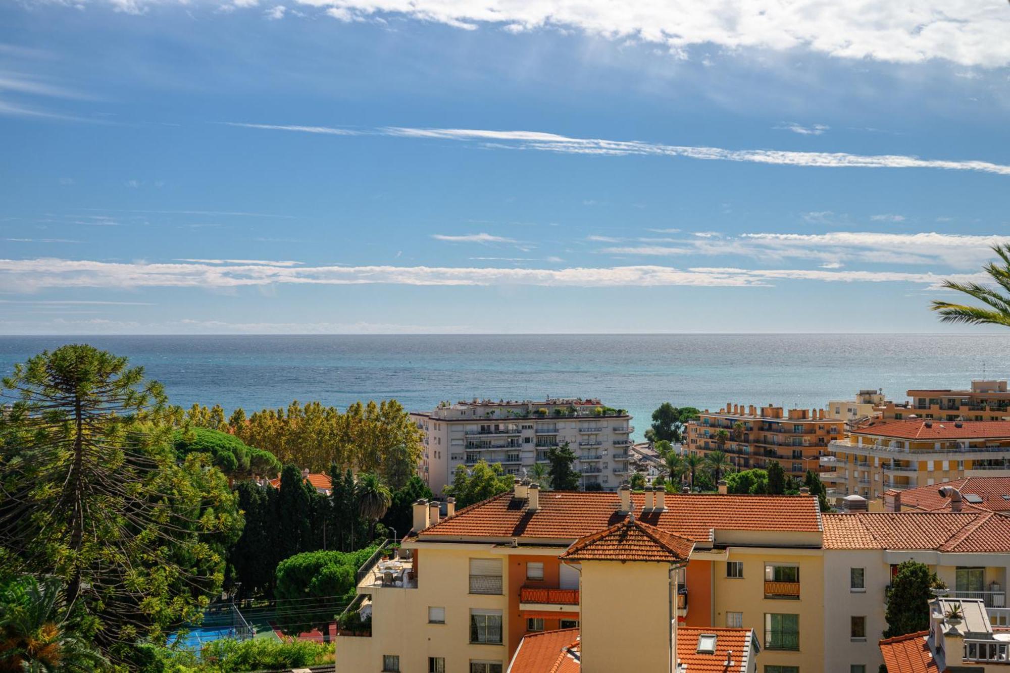 Alexandra Palace, Belle Epoque Menton, Vue Mer, Parking Apartment *